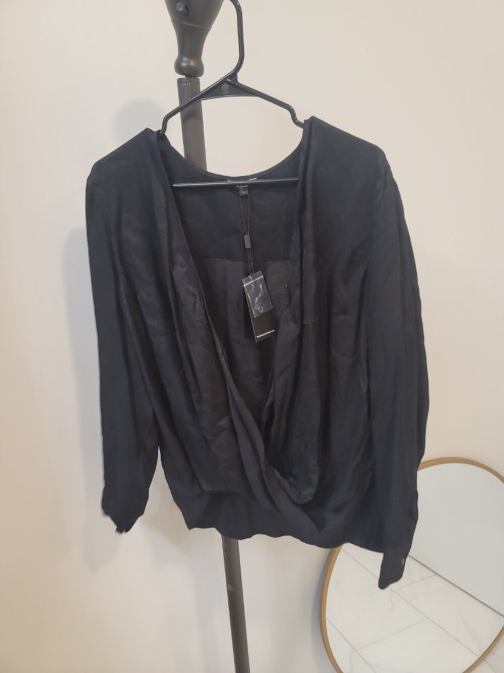 Rails Hillary Black Snake Jacquard Wrap Long Sleeve Blouse Size Large New NWT